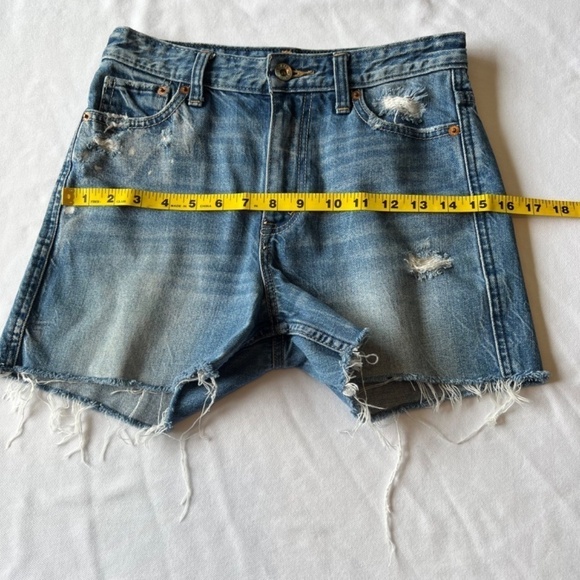 Abercrombie and Fitch High Rise Girlfriend Cut-Off Jean Shorts sz 25 - Picture 7 of 11